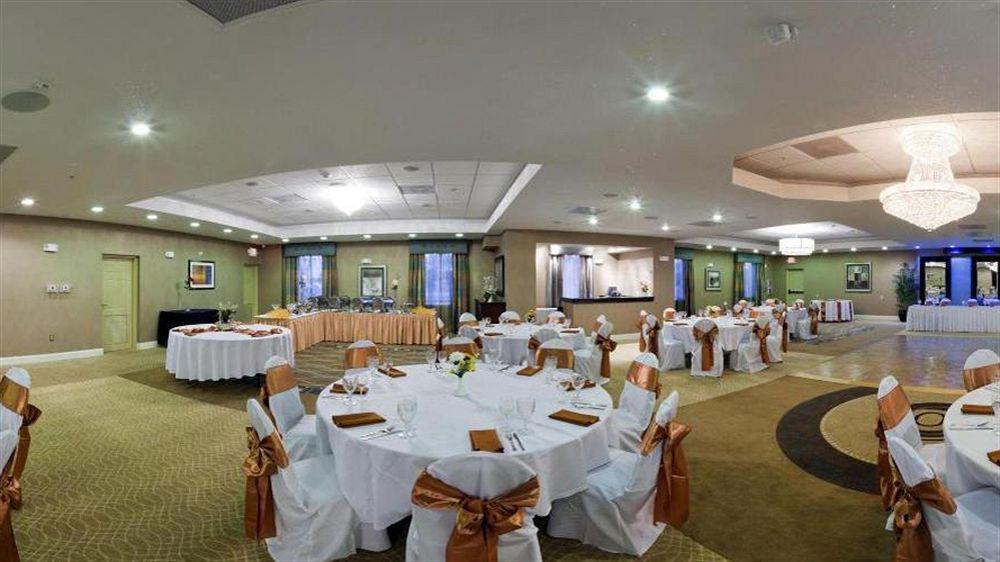 Holiday Inn Express Hotel & Suites Clearwater Us 19 North By Ihg Exterior photo